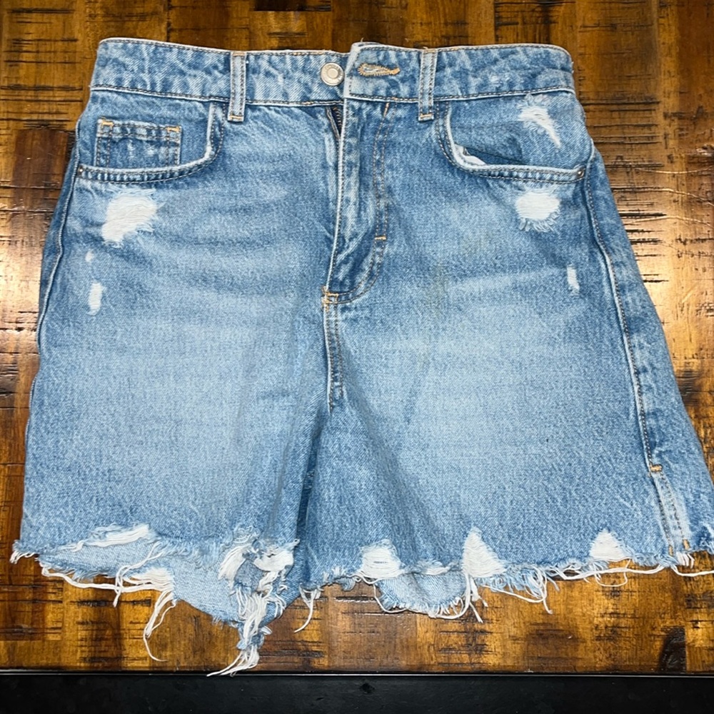 Zara women’s denim shorts